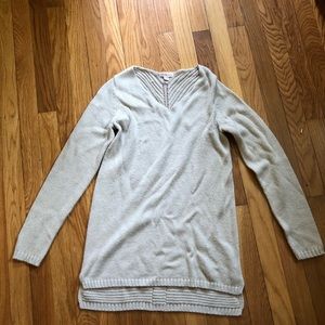 Merona tan sweater with slight gold thread